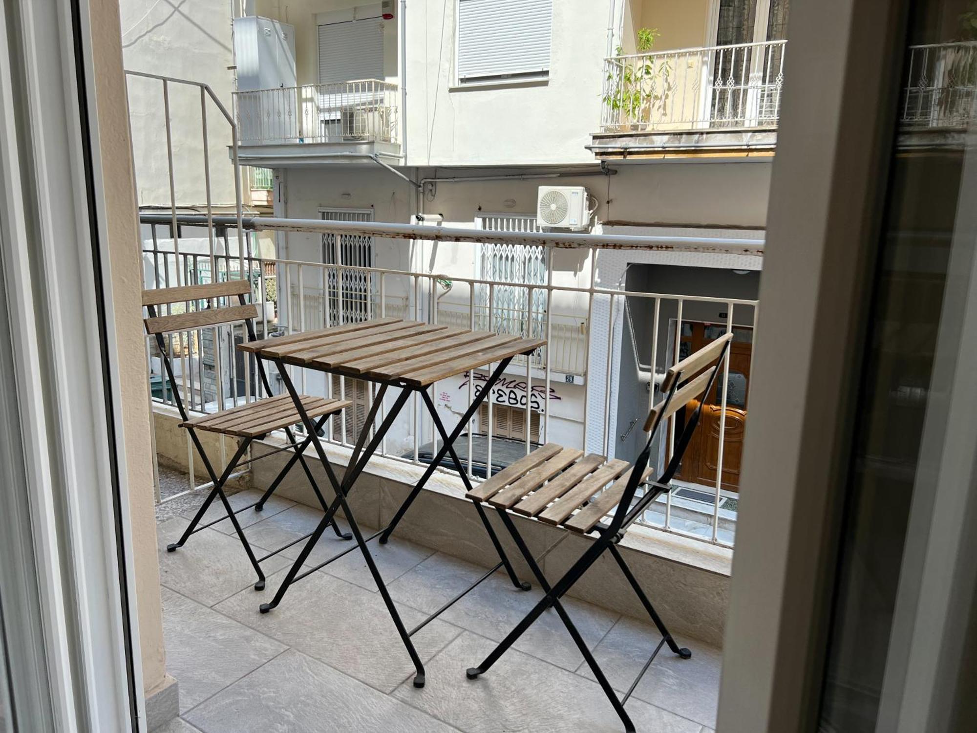 P Deluxe Suites 7 Thessaloniki Buitenkant foto