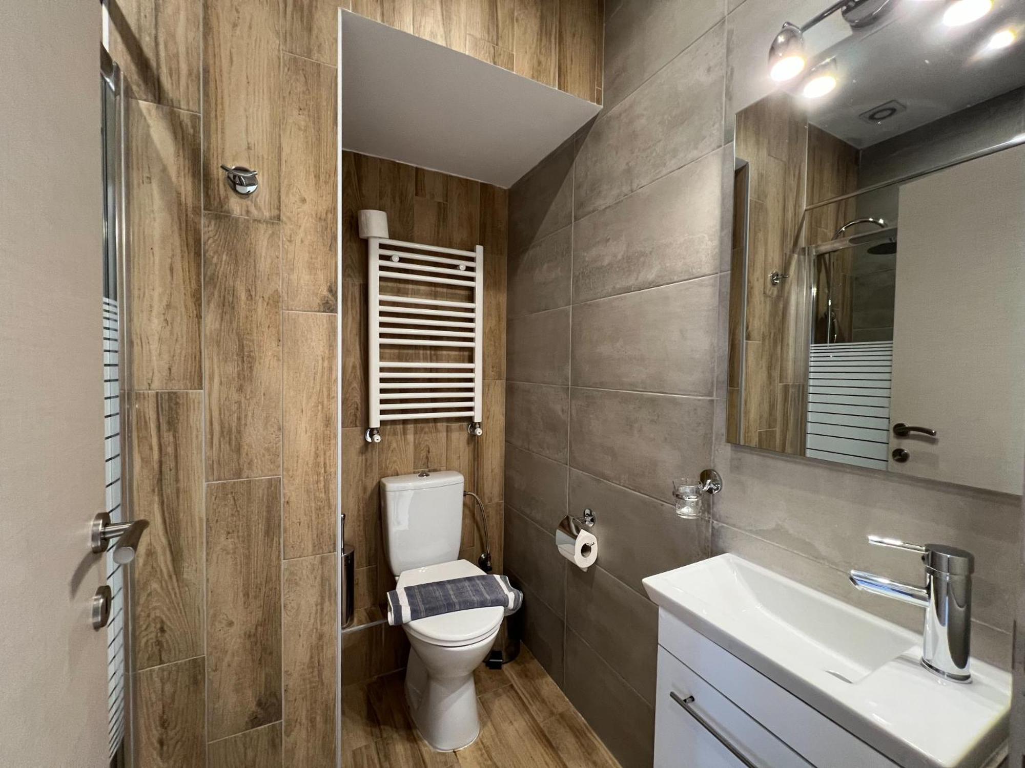 P Deluxe Suites 7 Thessaloniki Buitenkant foto